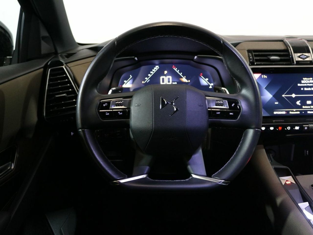 Foto DS Automobiles DS 7 14