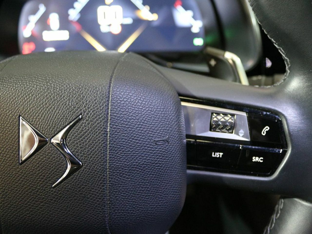 Foto DS Automobiles DS 7 16