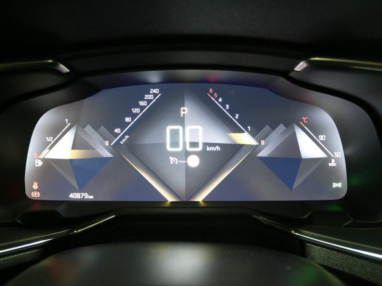 Foto DS Automobiles DS 7 21