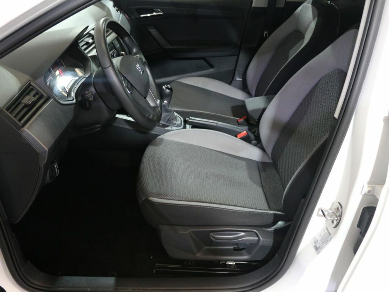 Foto Seat Ibiza 9
