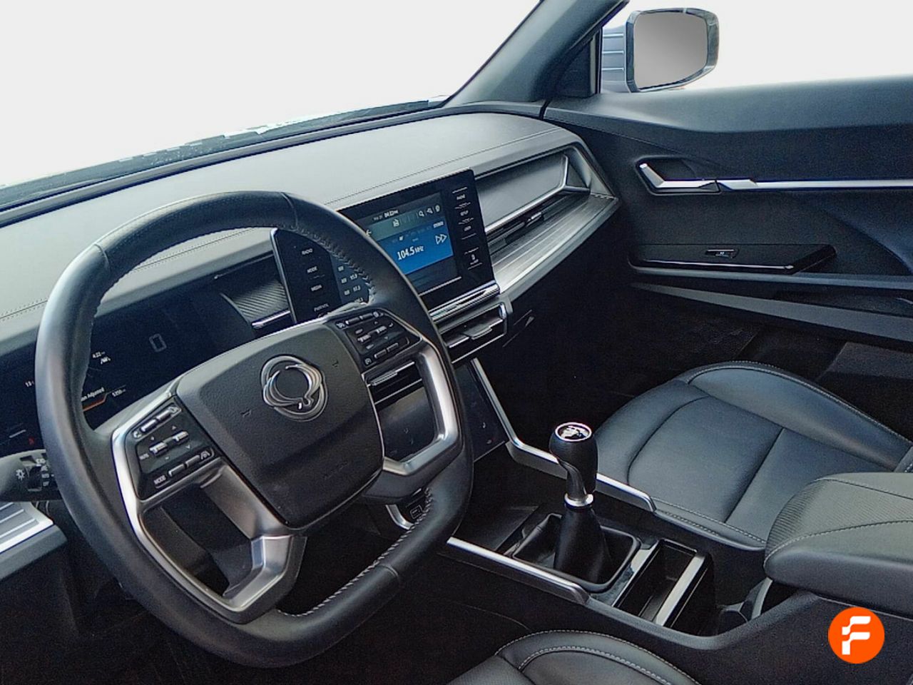 Foto SsangYong Torres 8