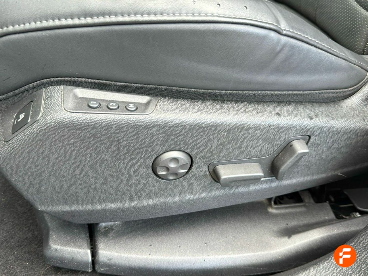 Foto DS Automobiles DS 7 14