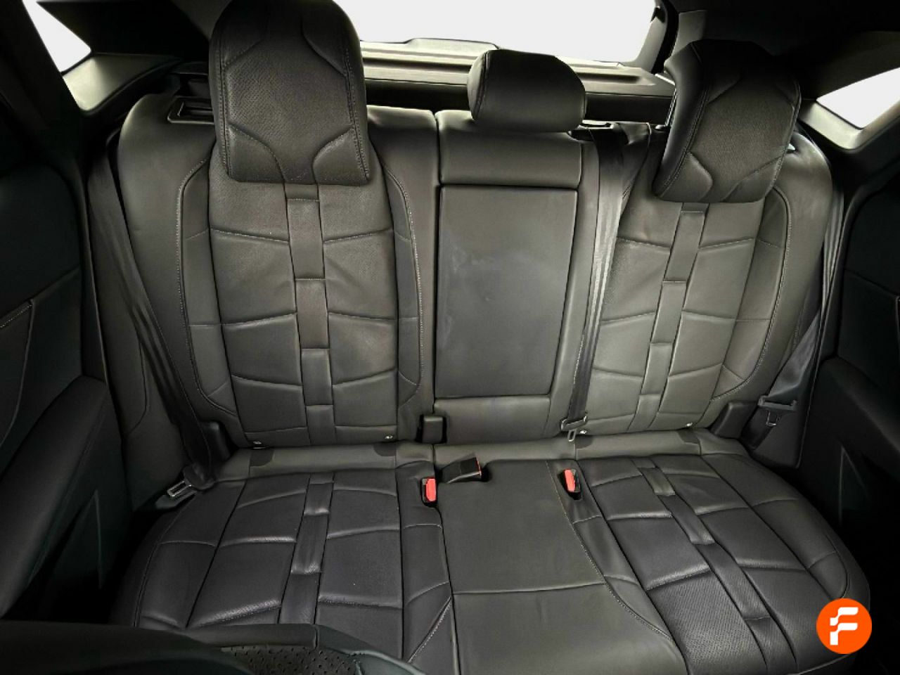 Foto DS Automobiles DS 7 18