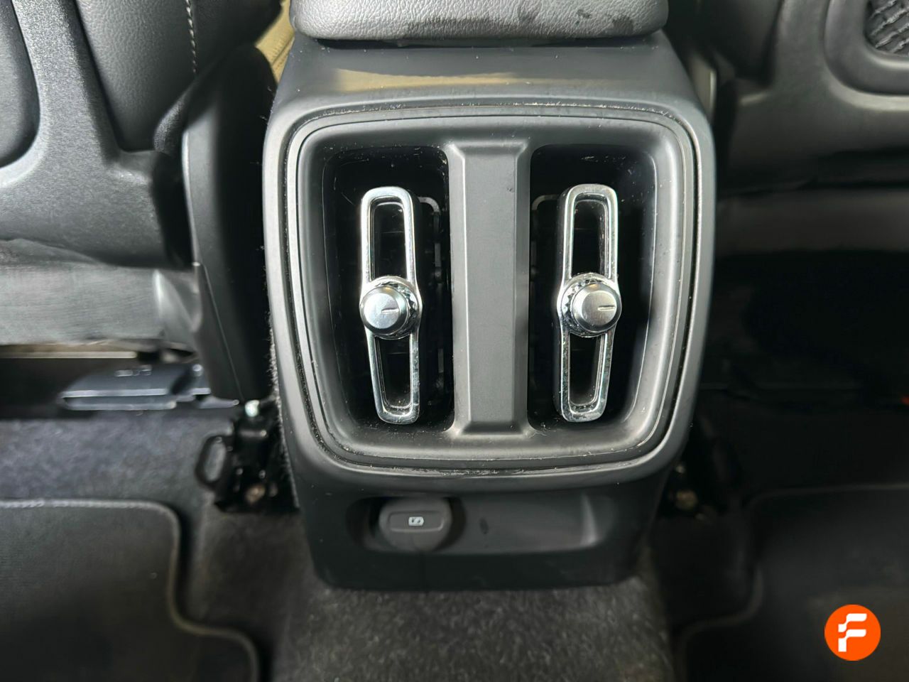 Foto Volvo XC40 23
