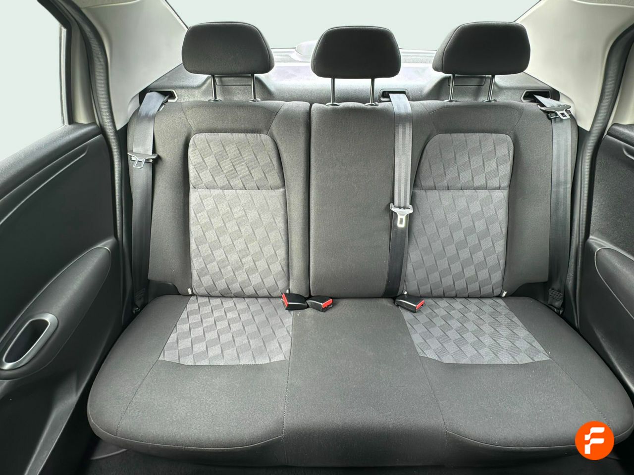 Foto Citroën C-Elysèe 21