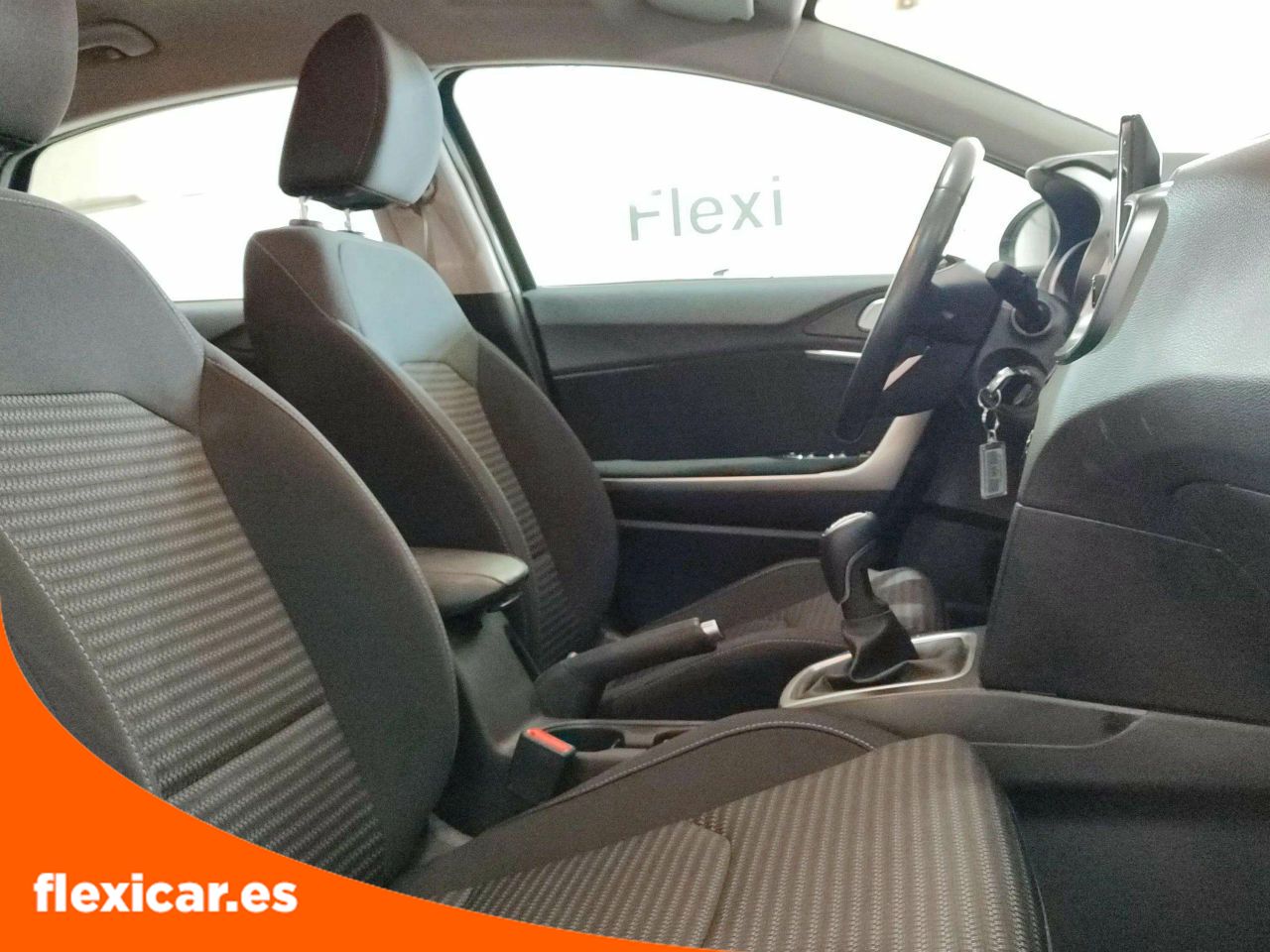 Foto Kia XCeed 24