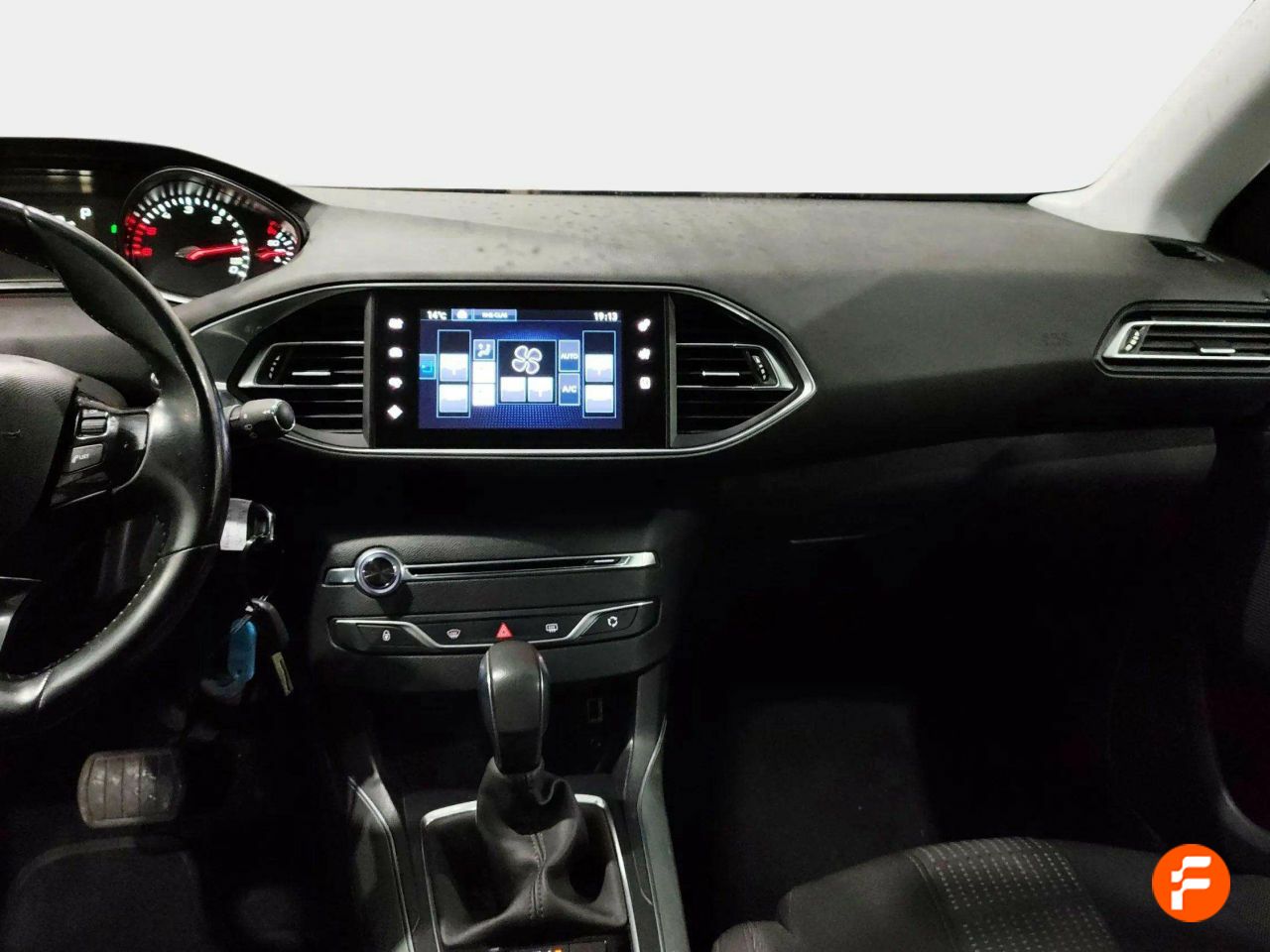 Foto Peugeot 308 9