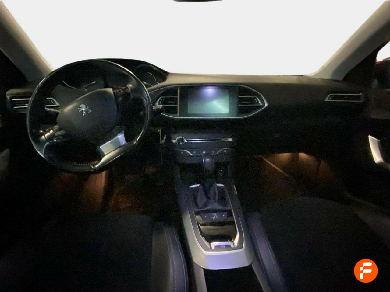 Foto Peugeot 308 8