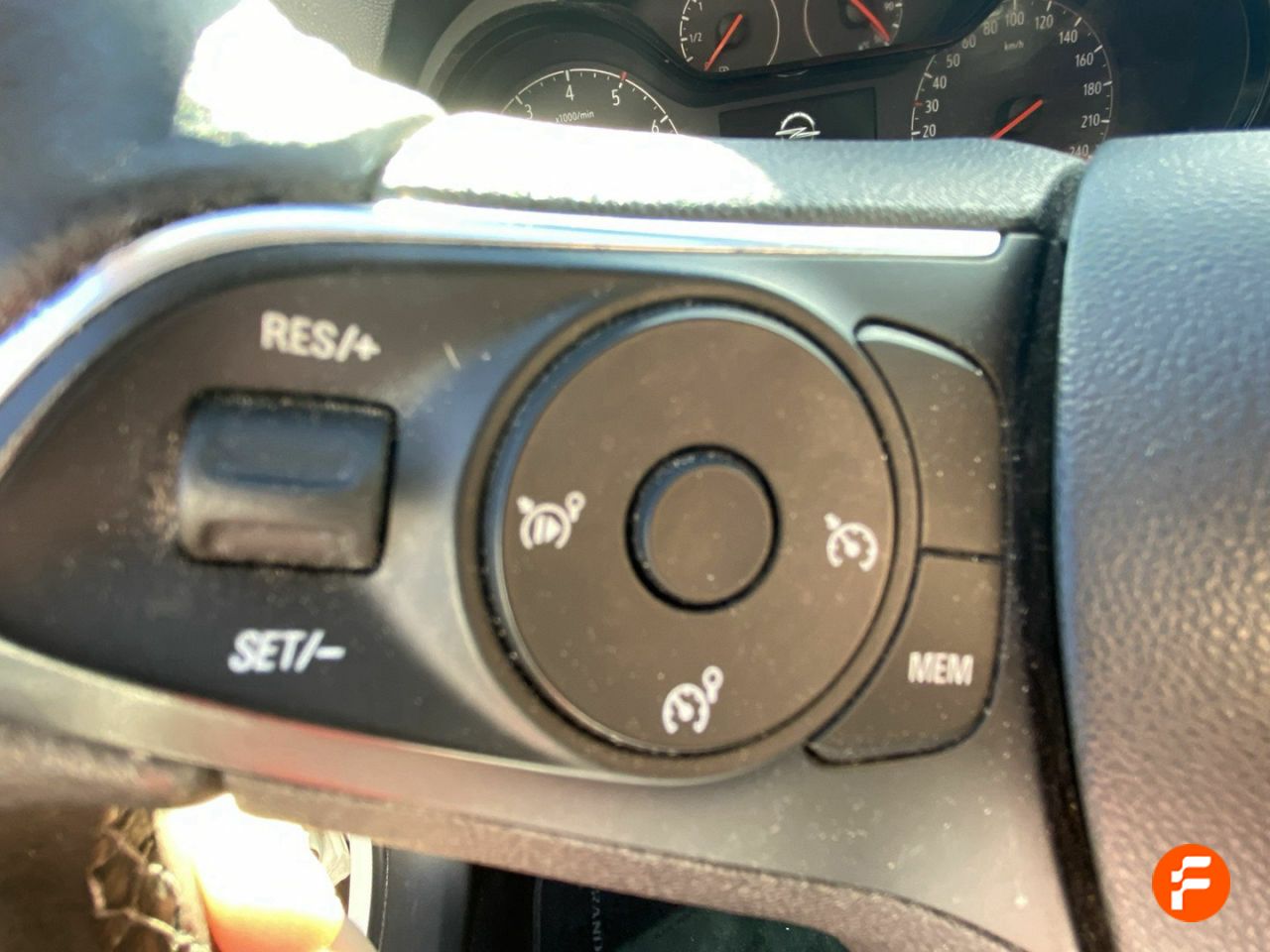 Foto Opel Grandland X 11