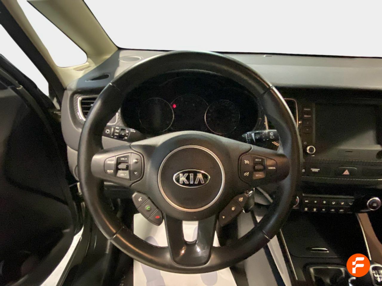 Foto Kia Carens 8