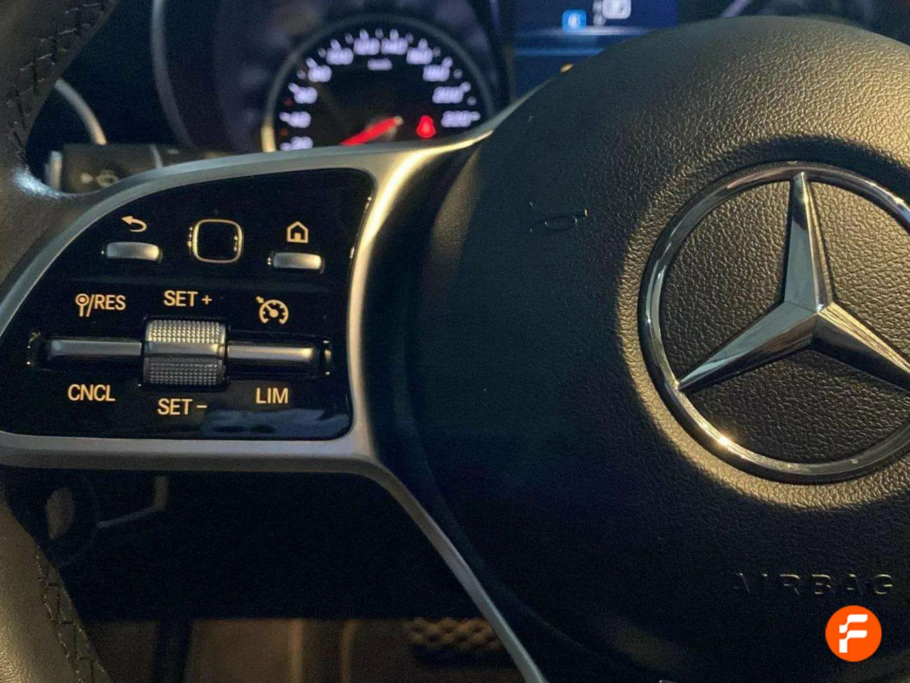 Foto Mercedes-Benz Clase C 12