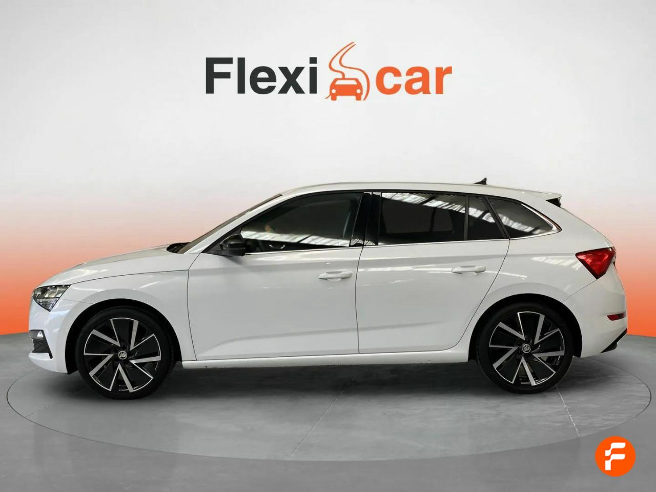 Foto Skoda Scala 4