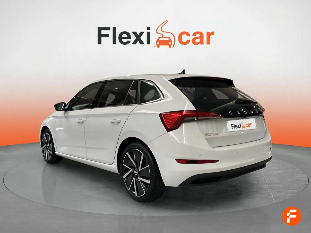 Foto Skoda Scala 9