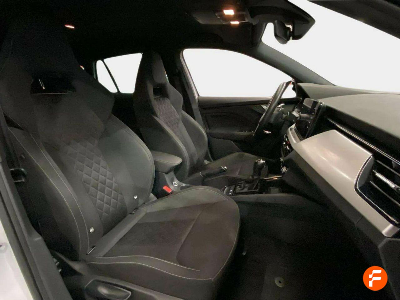 Foto Skoda Scala 12
