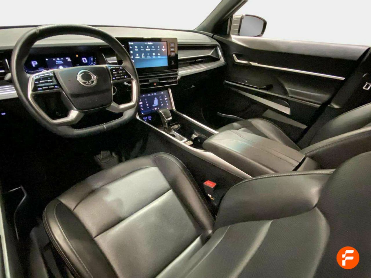 Foto SsangYong Torres 36