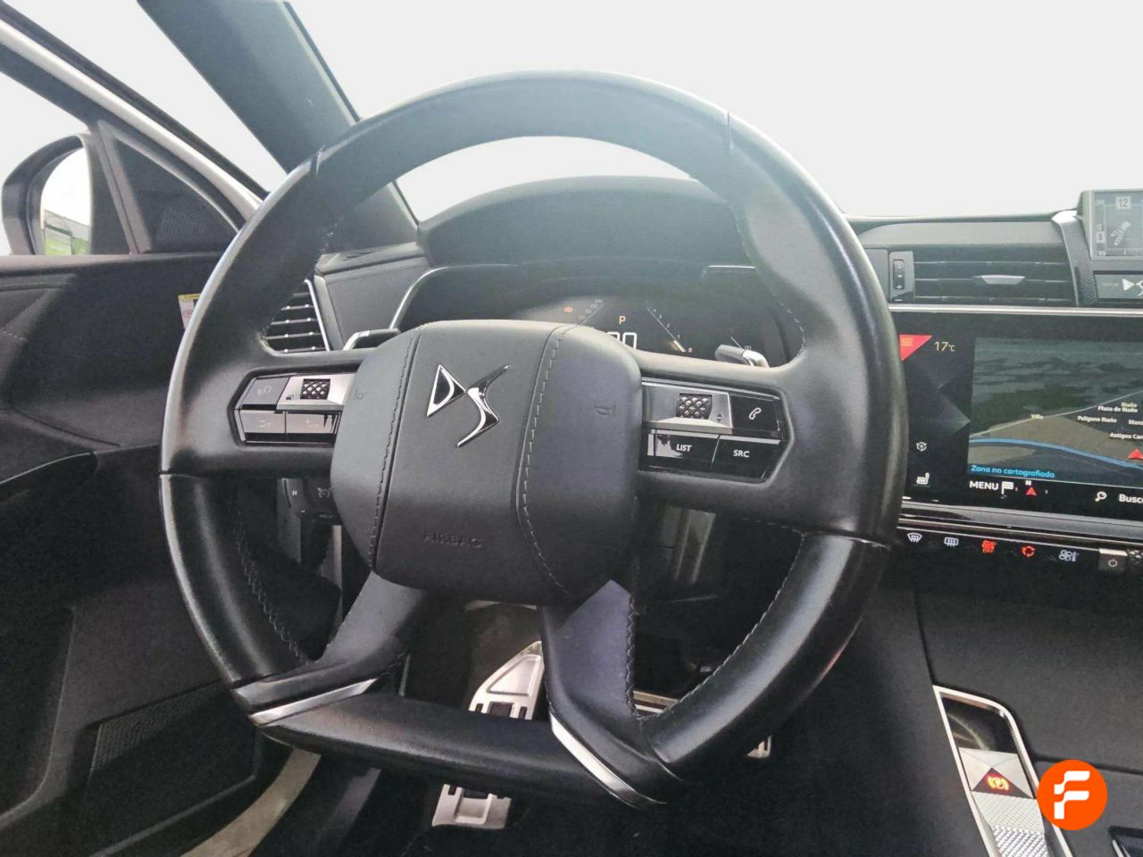 Foto DS Automobiles DS 7 9