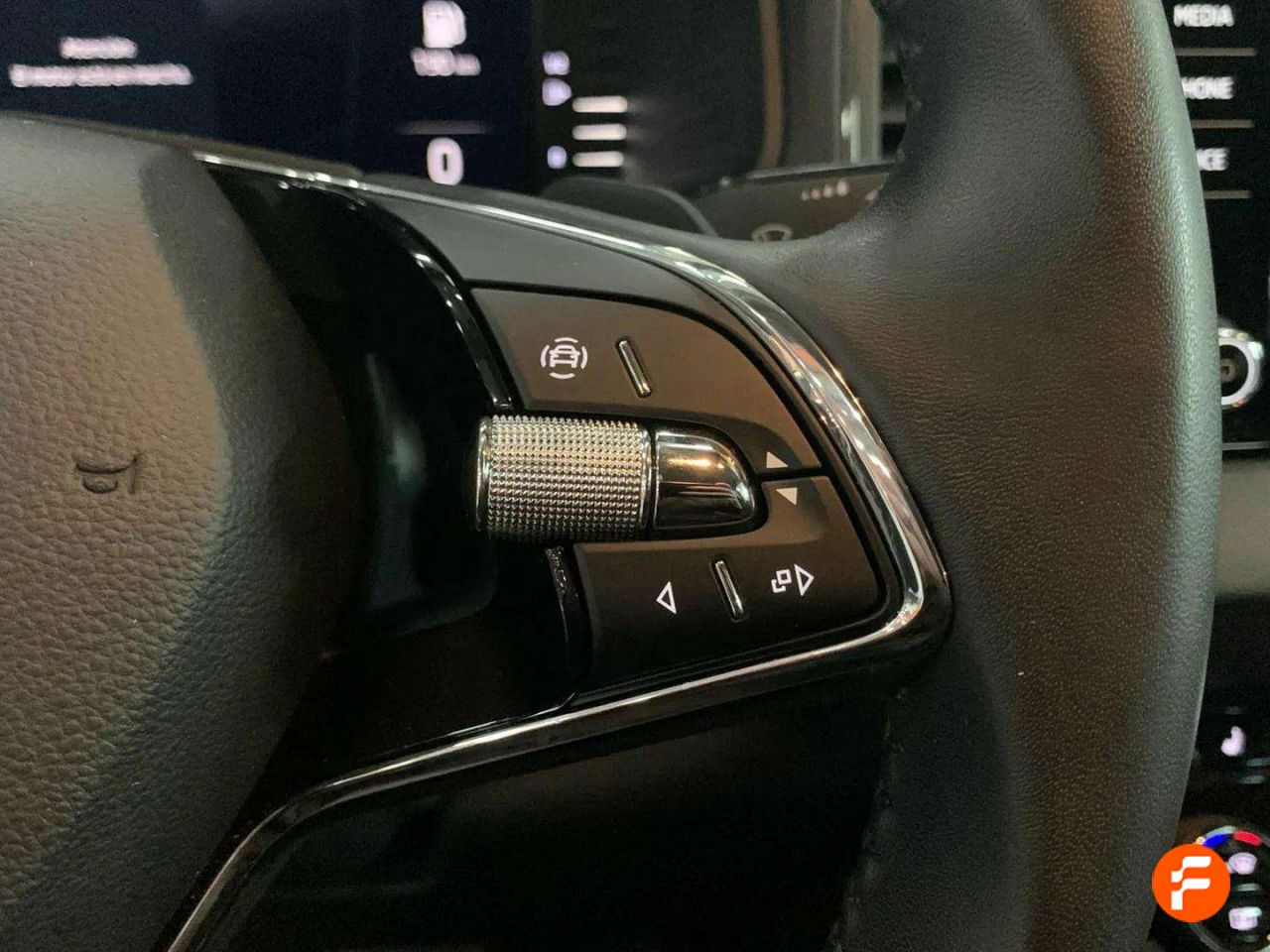 Foto Skoda Karoq 12