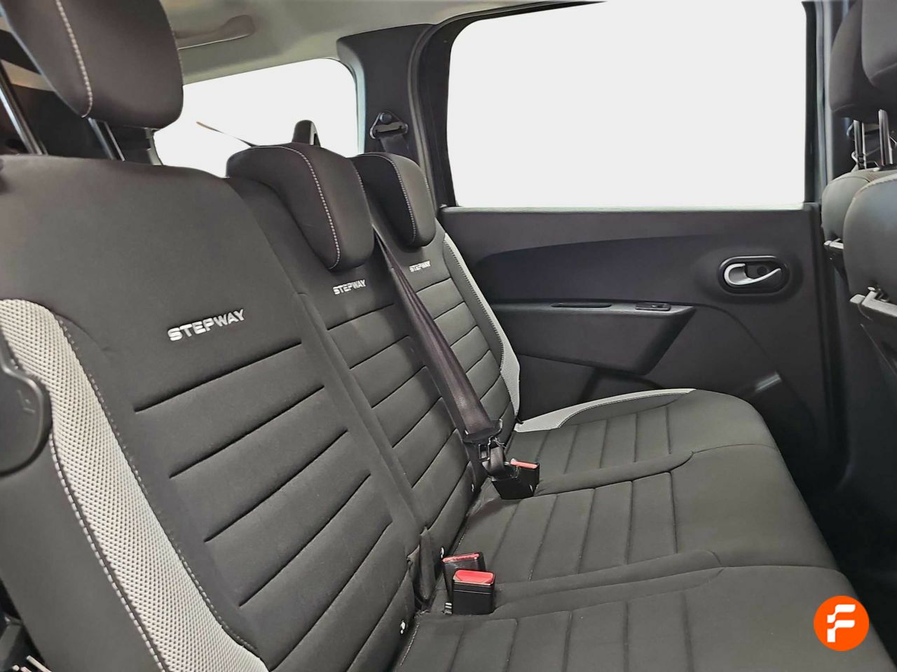 Foto Dacia Lodgy 13