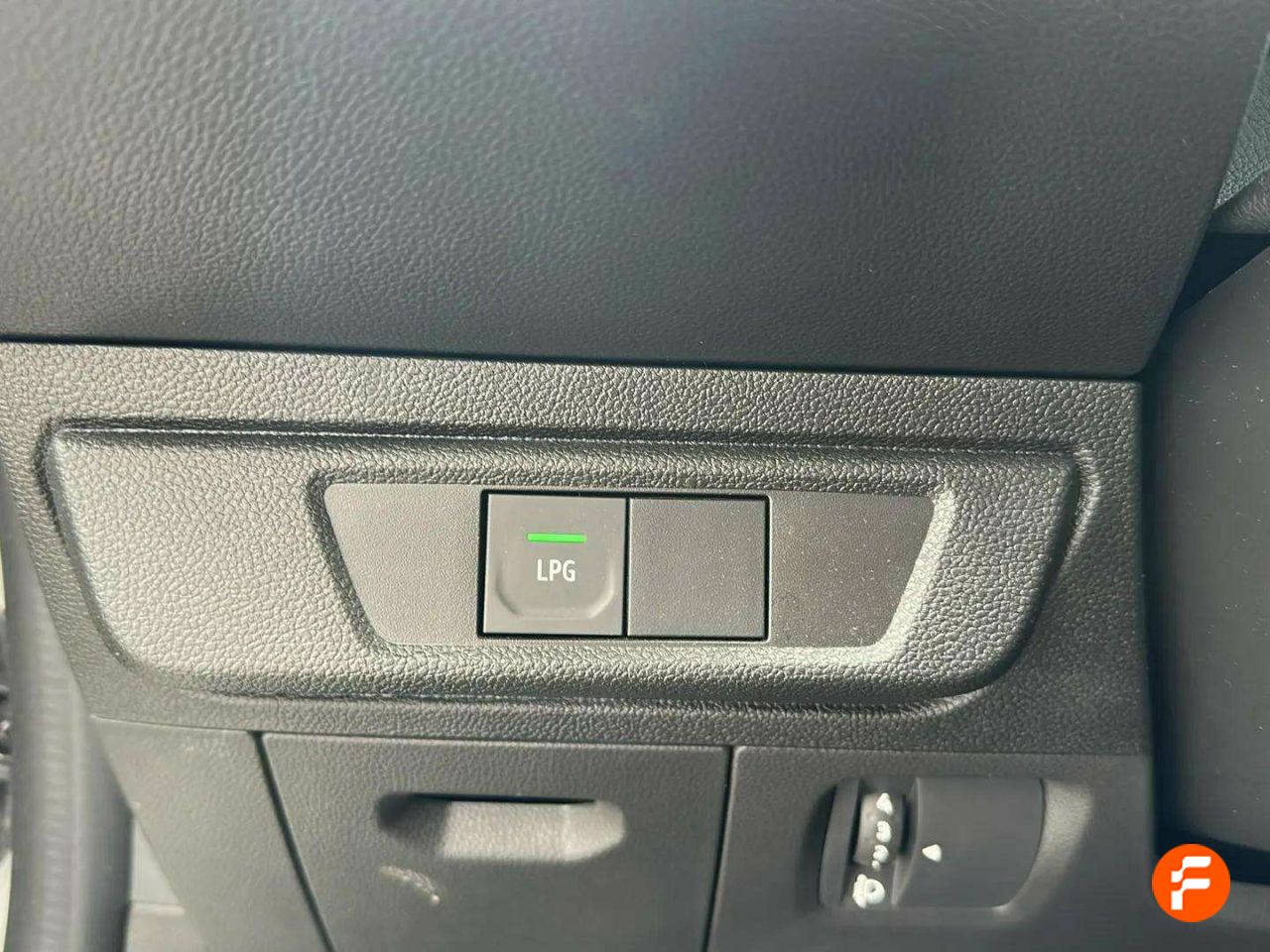 Foto Dacia Sandero 18