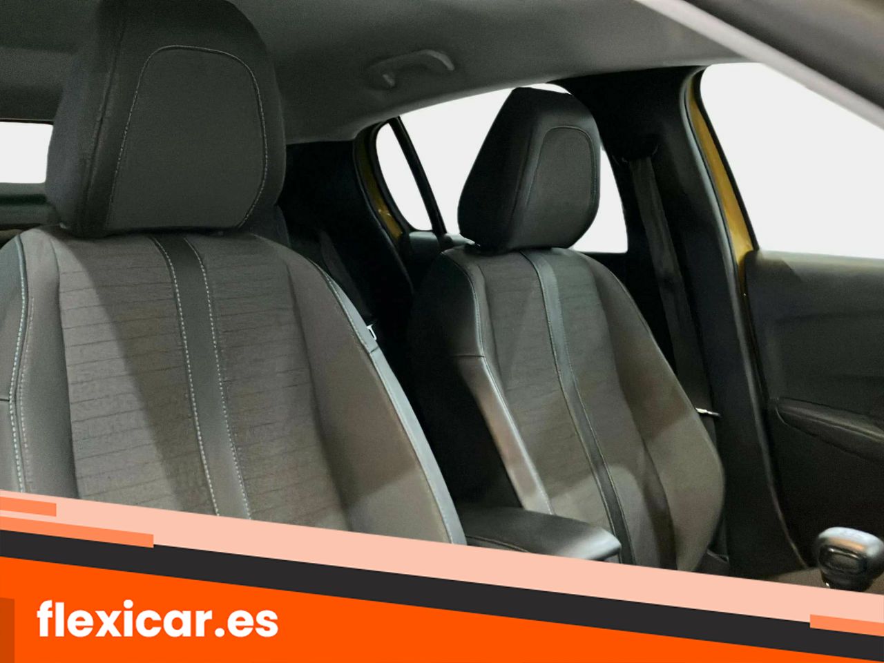 Foto Peugeot 208 23