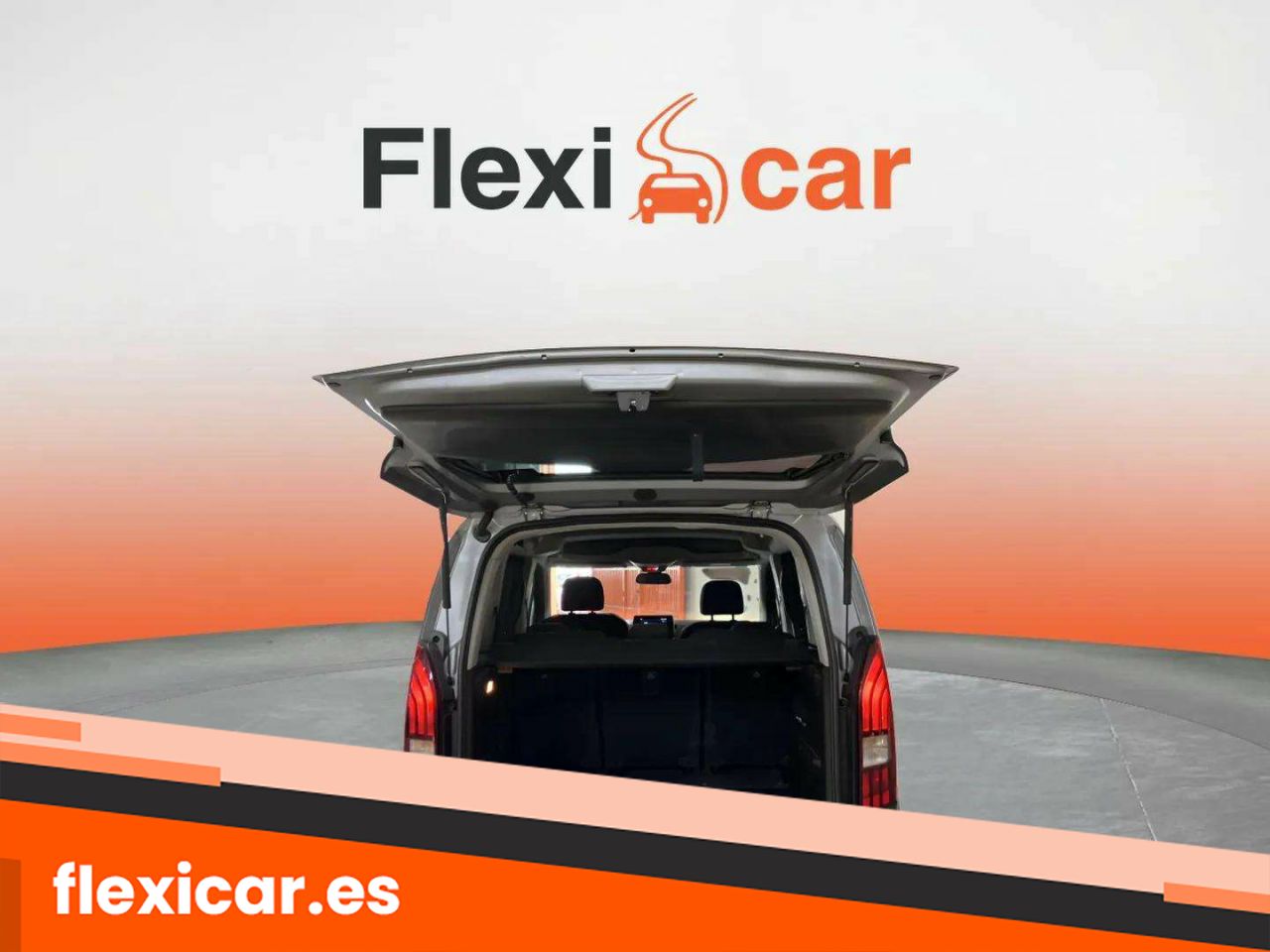 Foto Peugeot Rifter 10