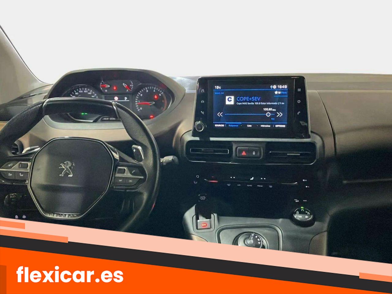 Foto Peugeot Rifter 12