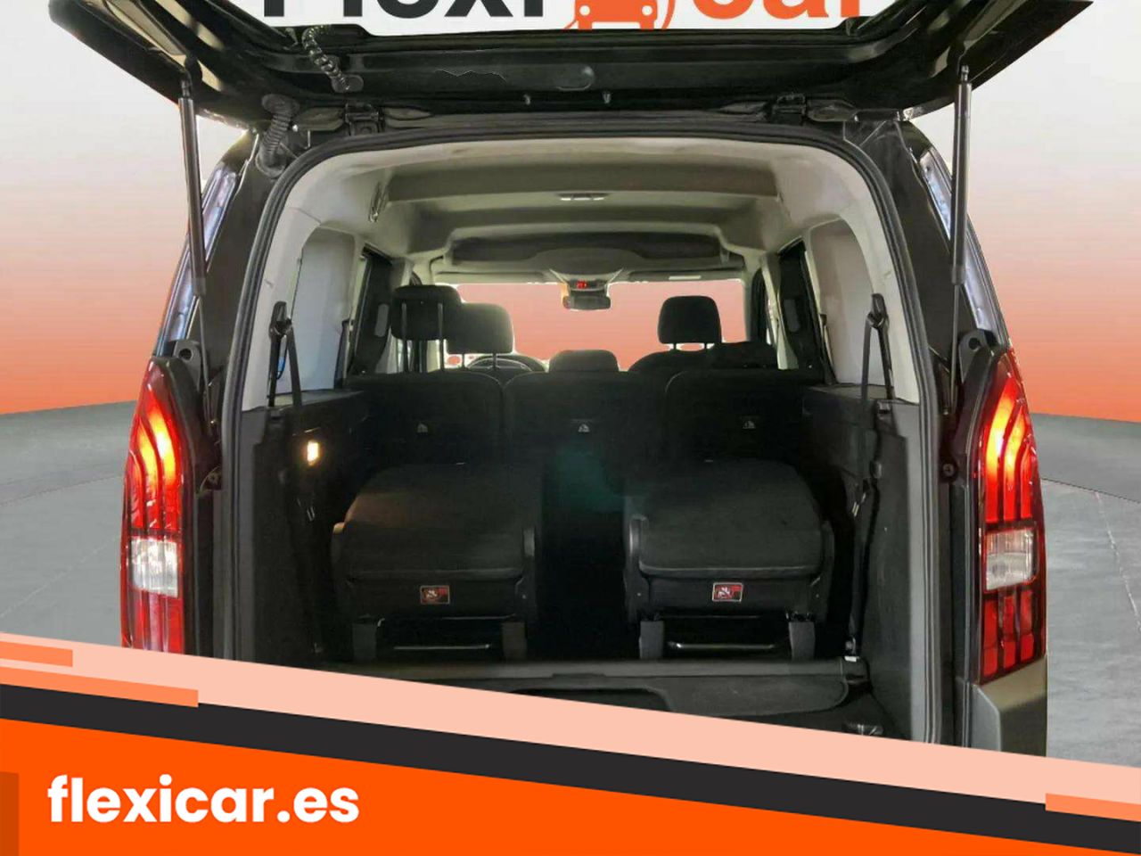 Foto Peugeot Rifter 10