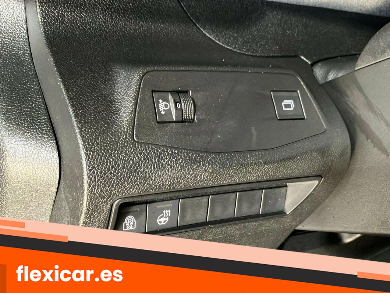 Foto Peugeot Rifter 23