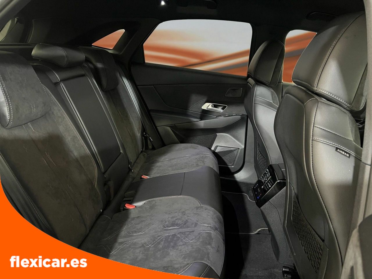Foto DS Automobiles DS 7 Crossback 12