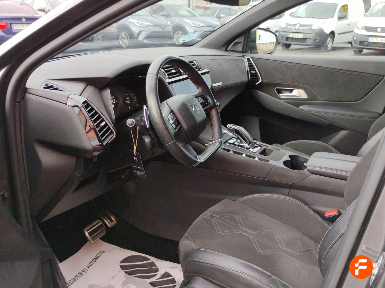 Foto DS Automobiles DS 7 23