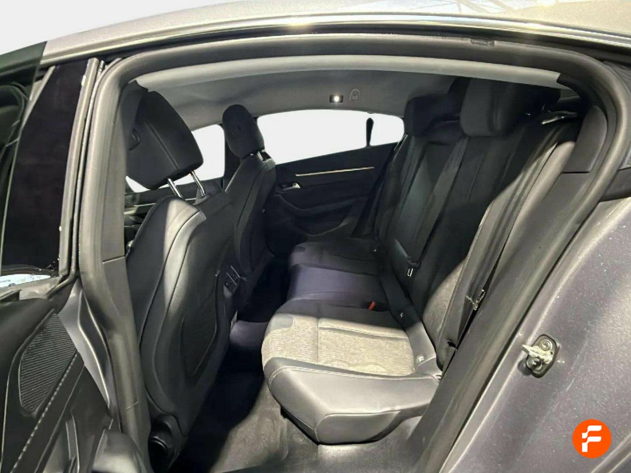 Foto Peugeot 508 16