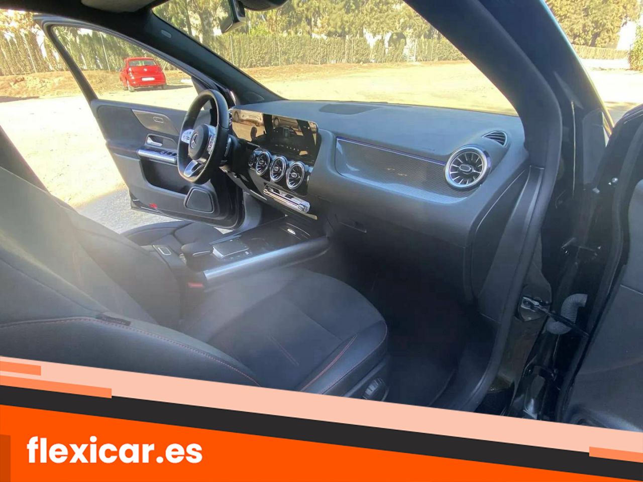Foto Mercedes-Benz Clase B 24