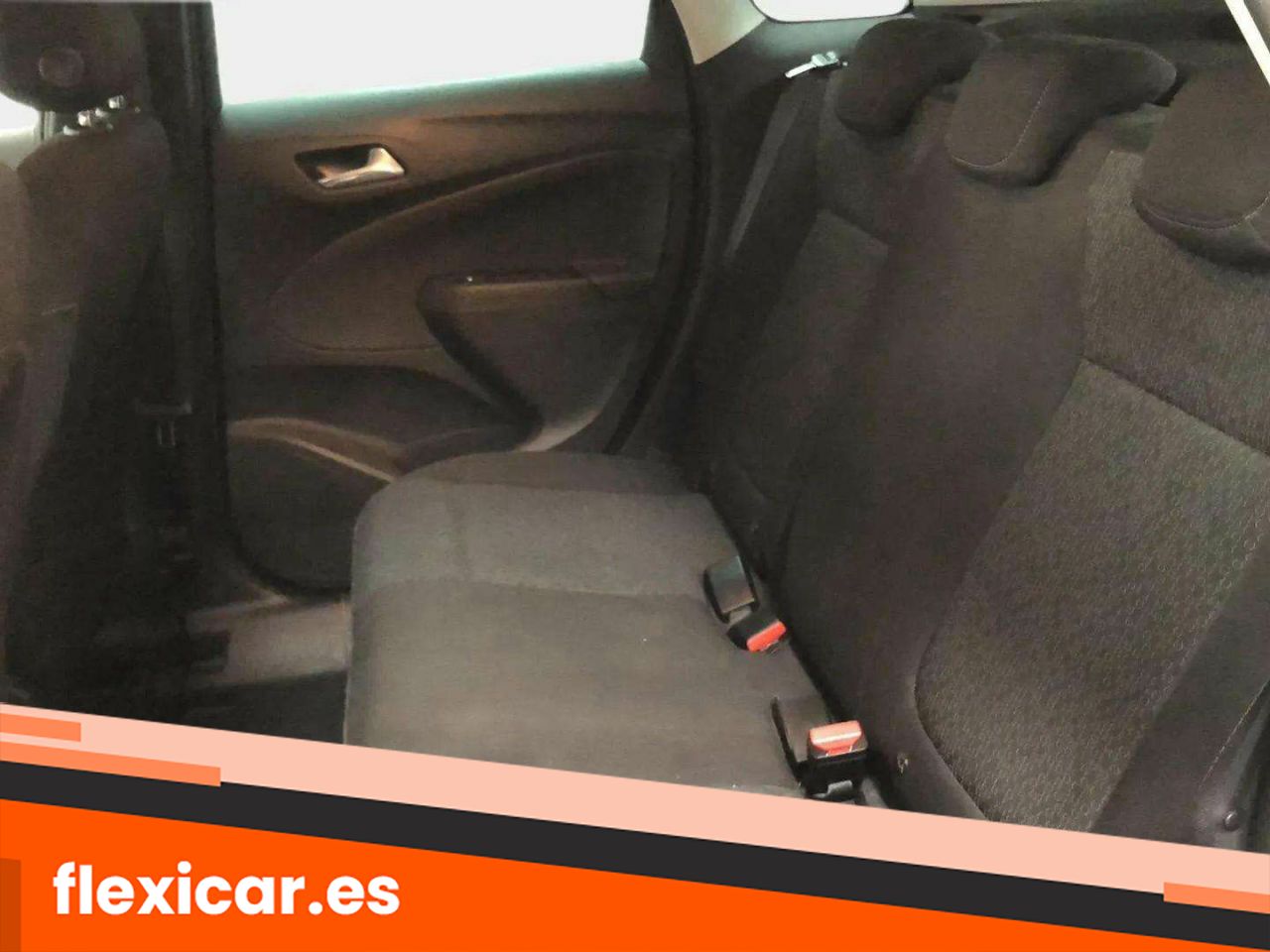 Foto Opel Crossland X 12