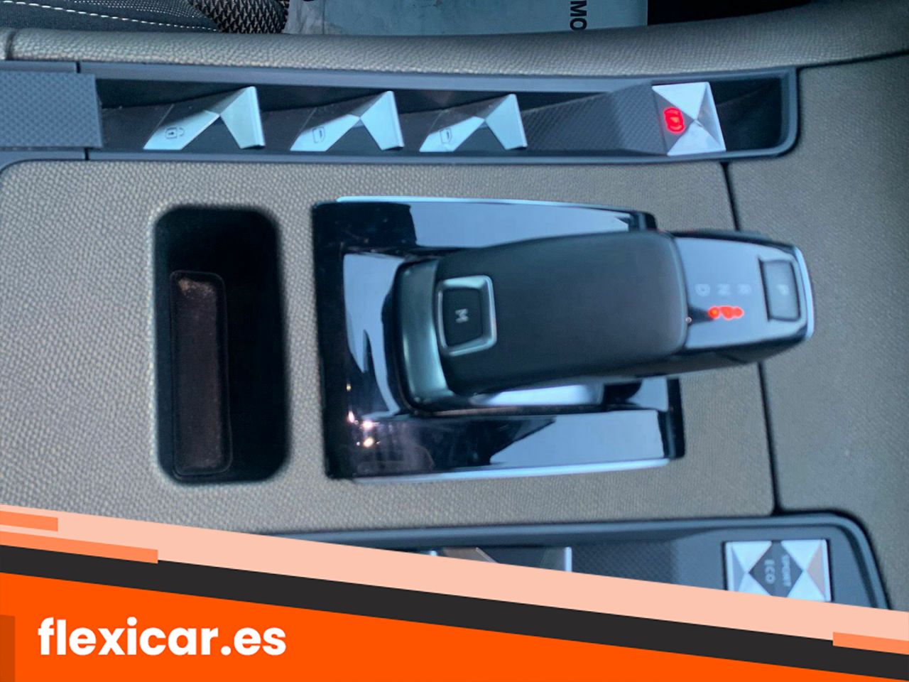 Foto DS Automobiles DS 7 9