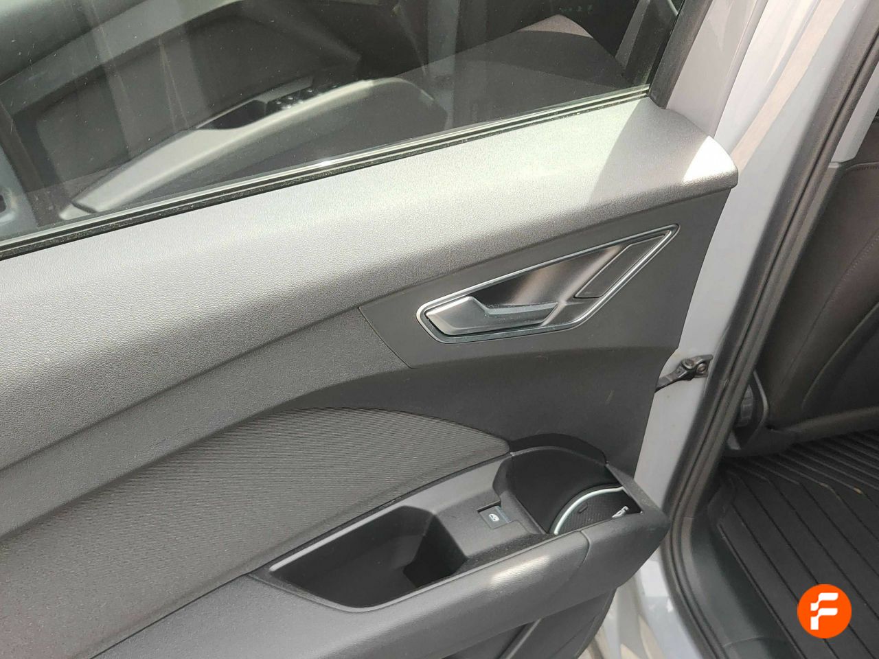 Foto Audi Q4 25