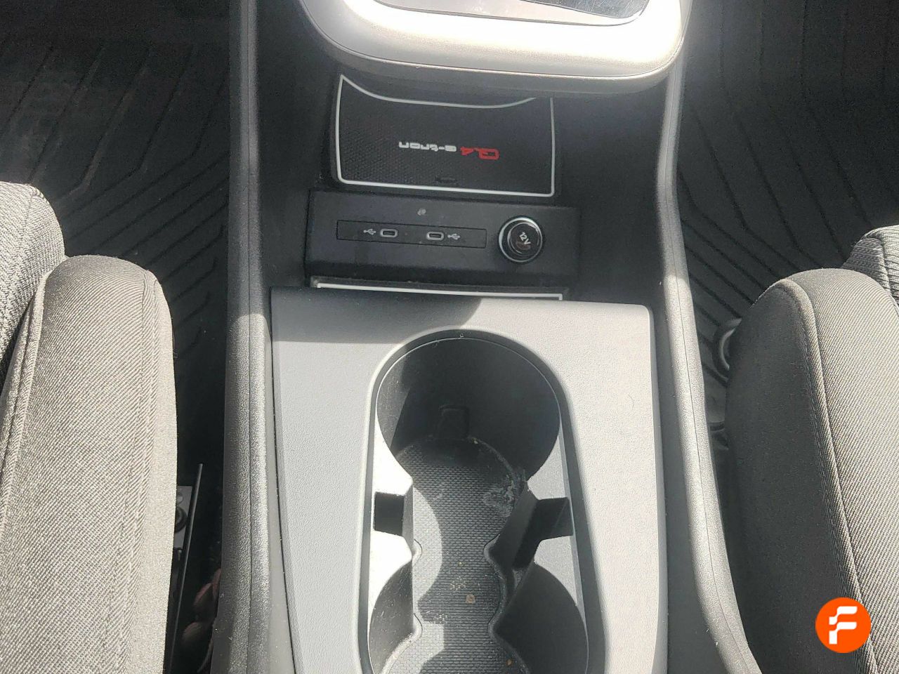 Foto Audi Q4 41