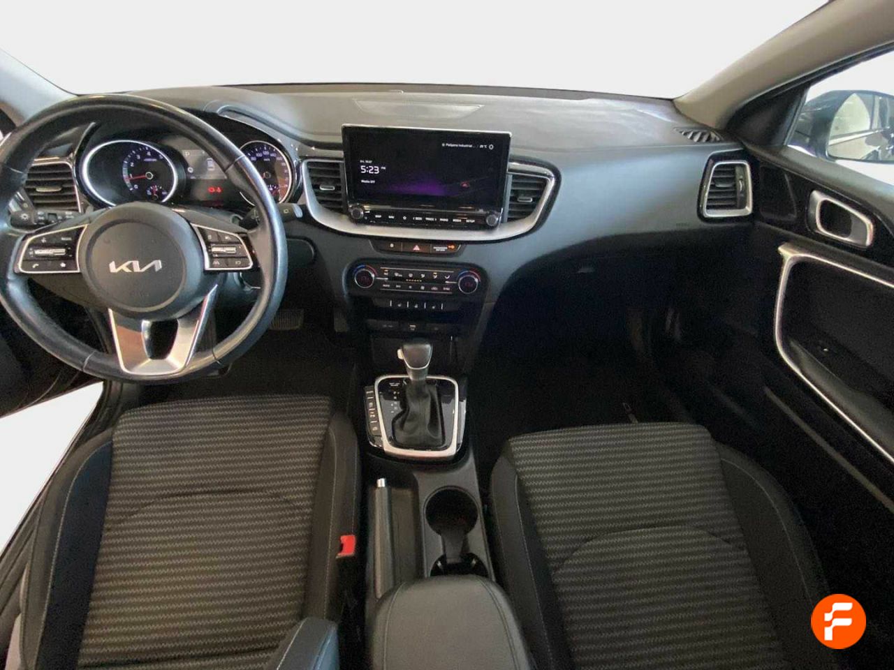 Foto Kia Ceed 10