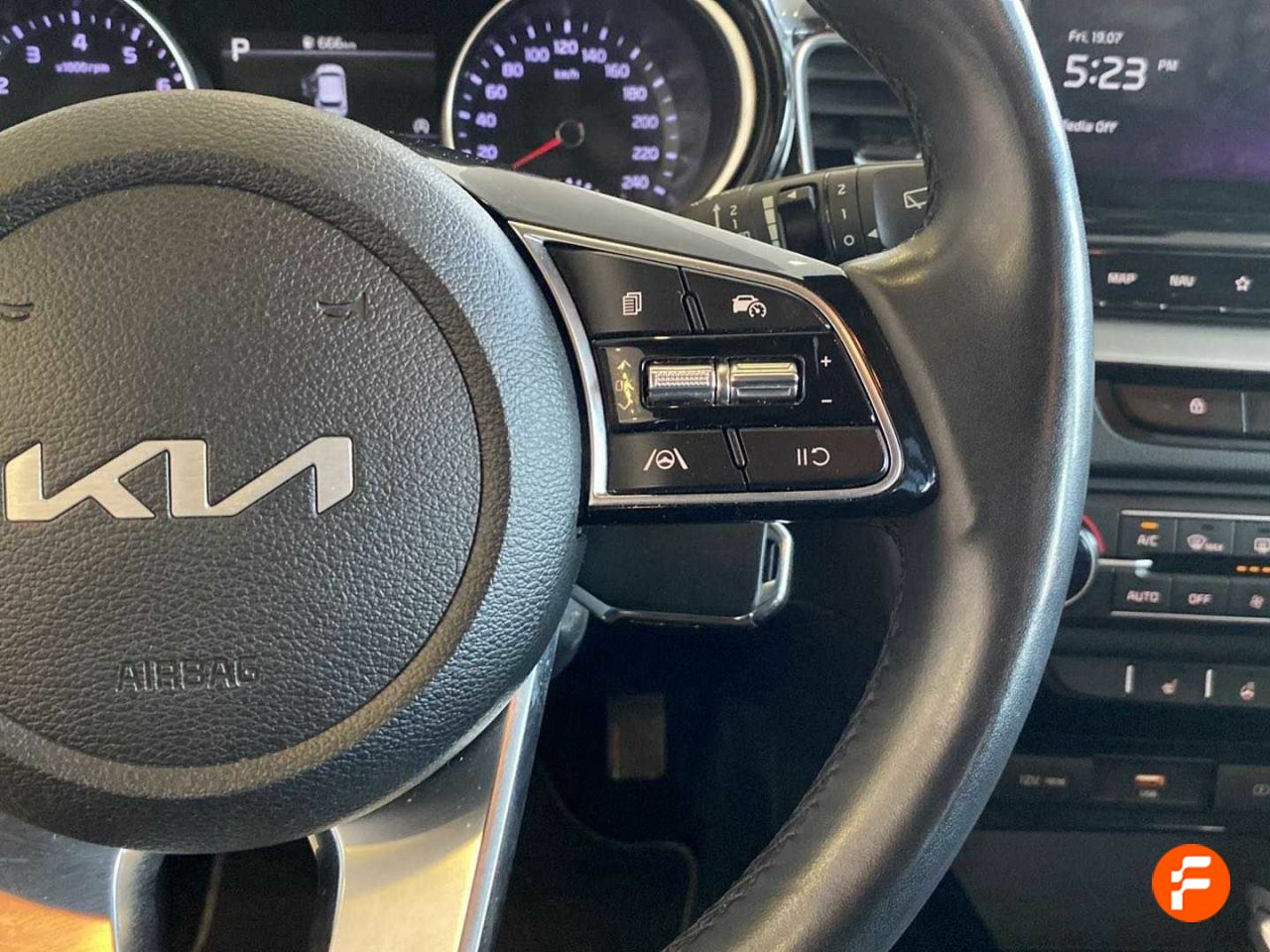 Foto Kia Ceed 14