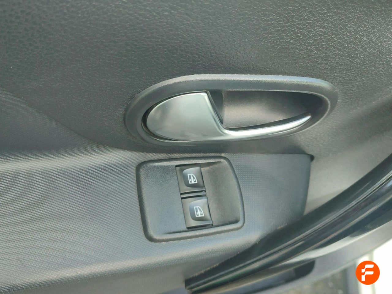 Foto Dacia Sandero 23