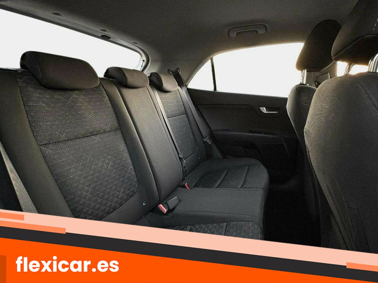 Foto Kia Rio 12