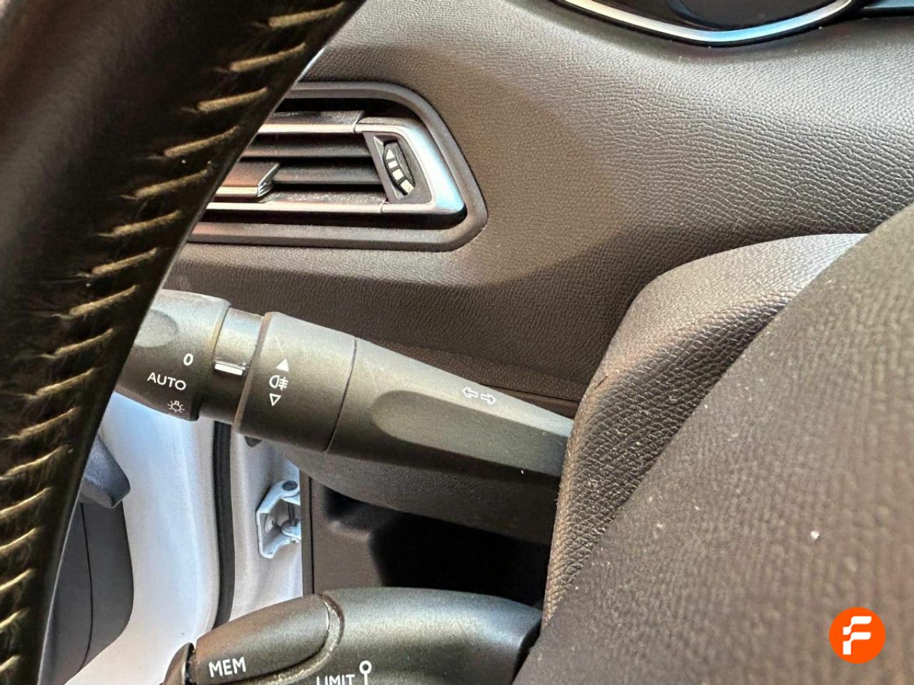 Foto Peugeot 308 23