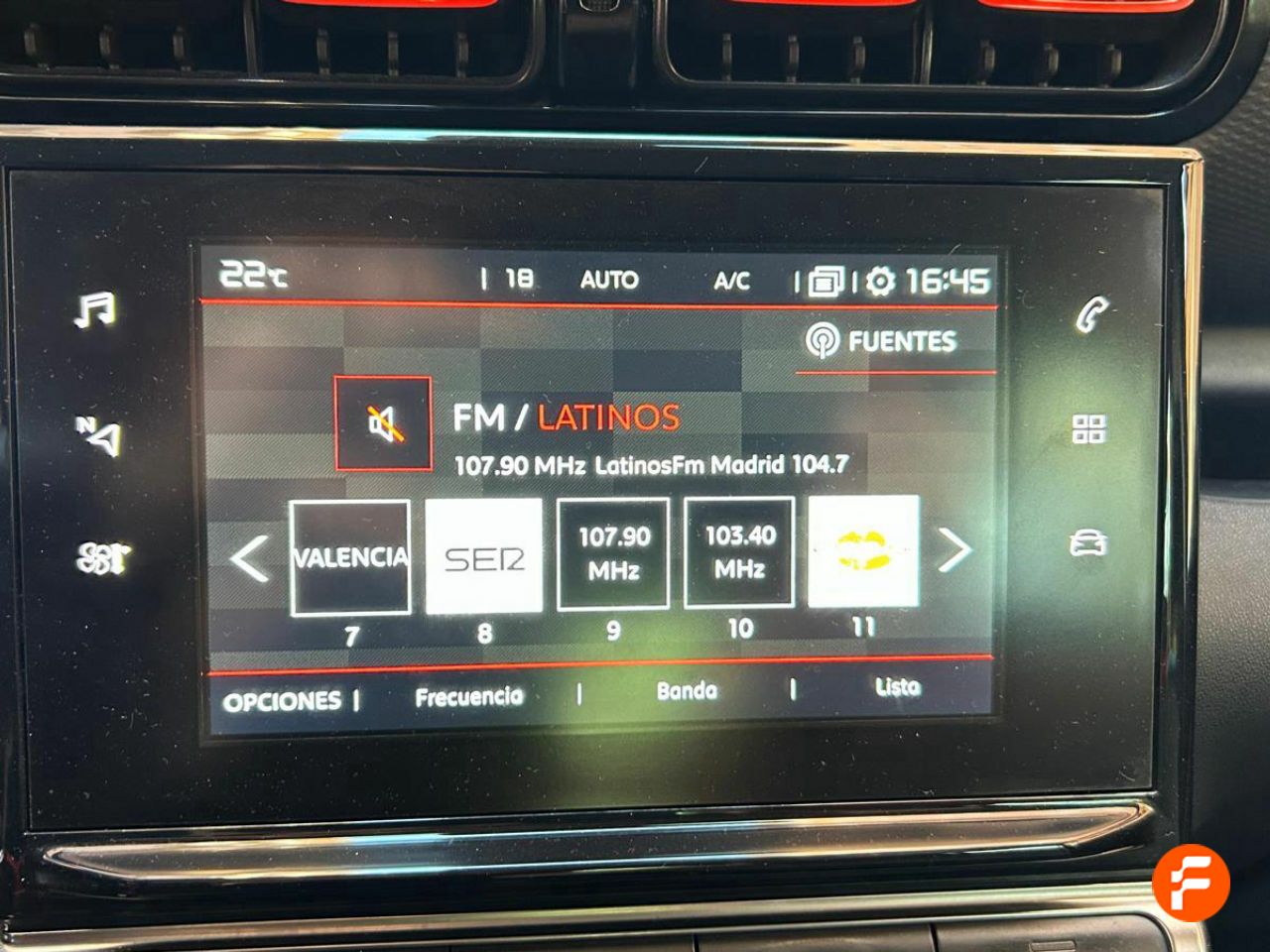 Foto Citroën C3 Aircross 13