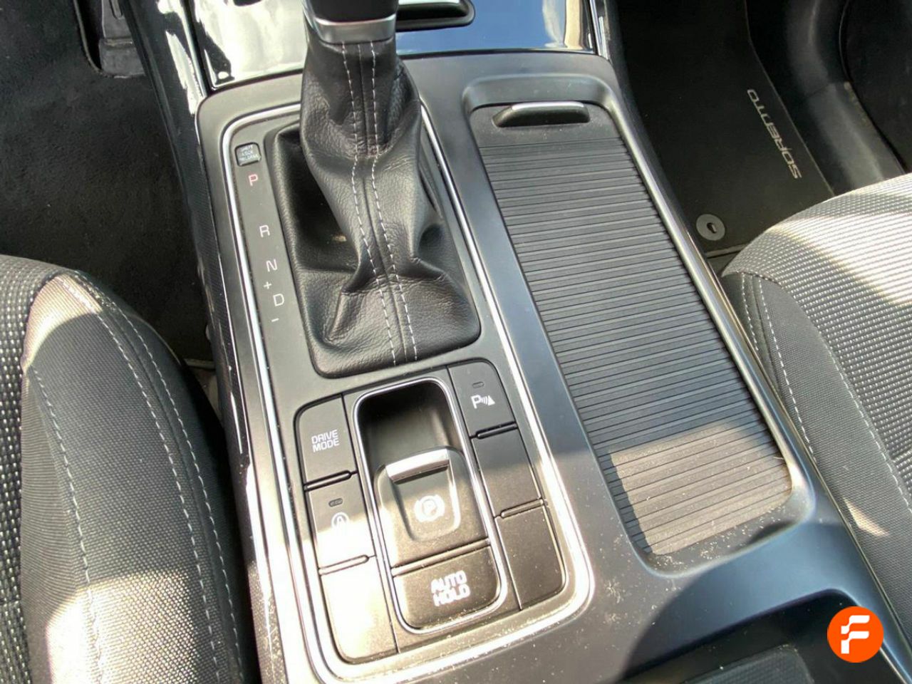 Foto Kia Sorento 16