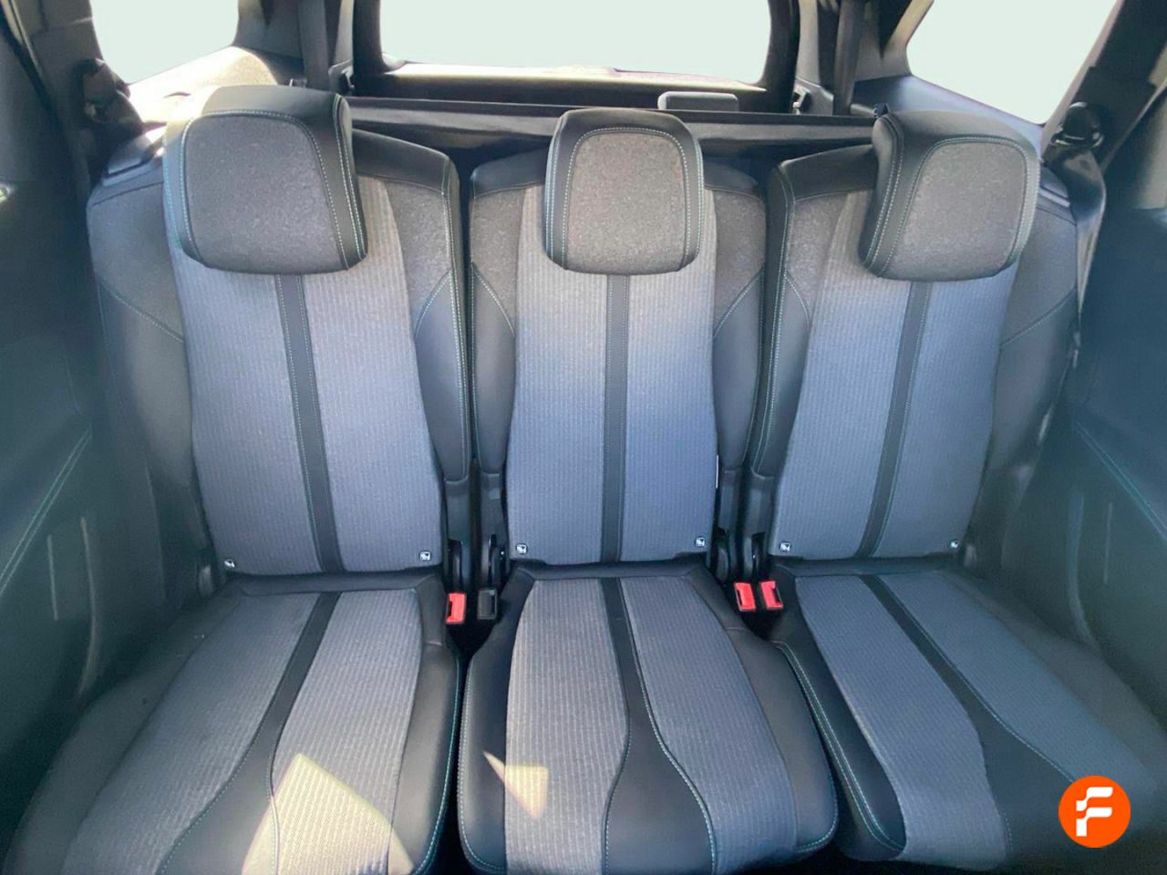 Foto Peugeot 5008 19