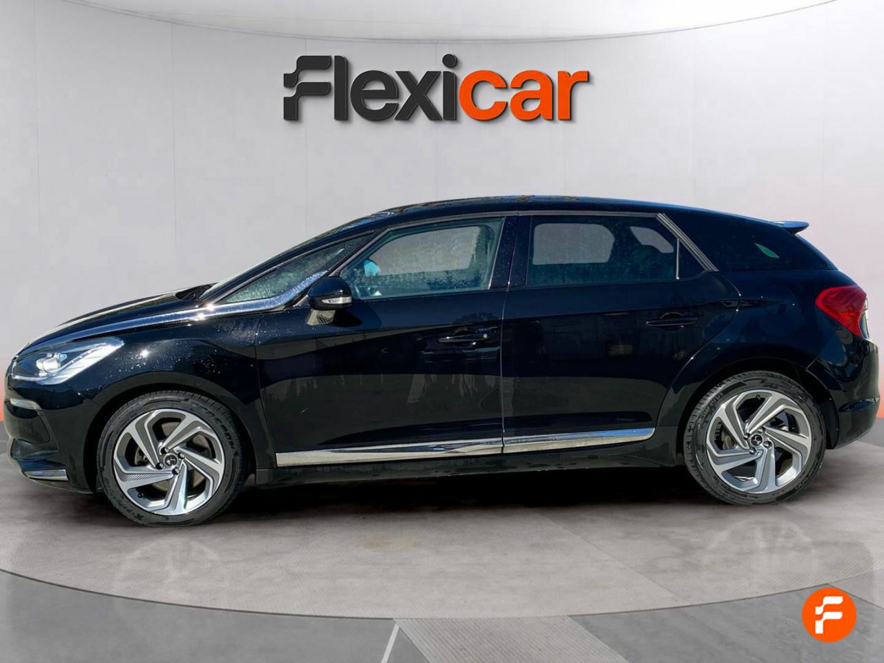 Foto DS Automobiles DS 5 4