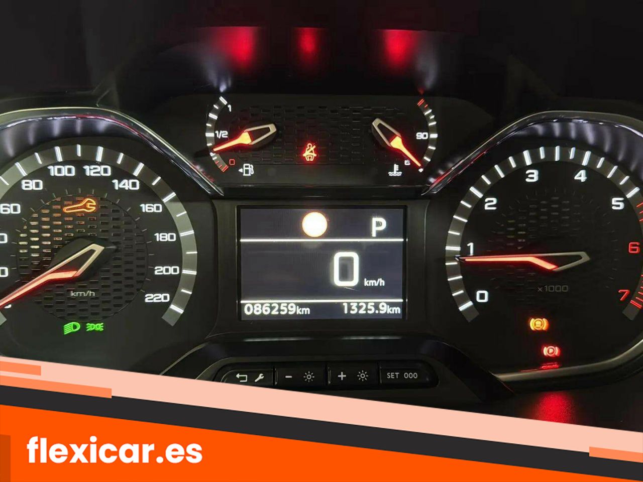 Foto Peugeot Rifter 13