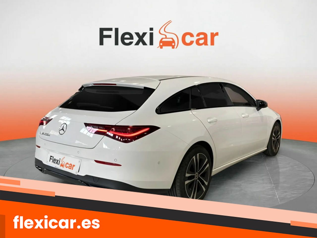 Foto Mercedes-Benz Clase CLA 8