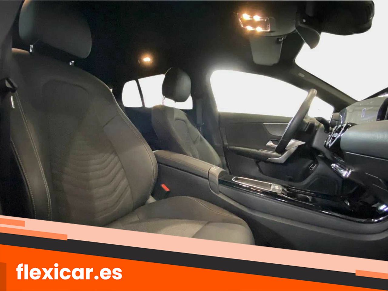 Foto Mercedes-Benz Clase CLA 16