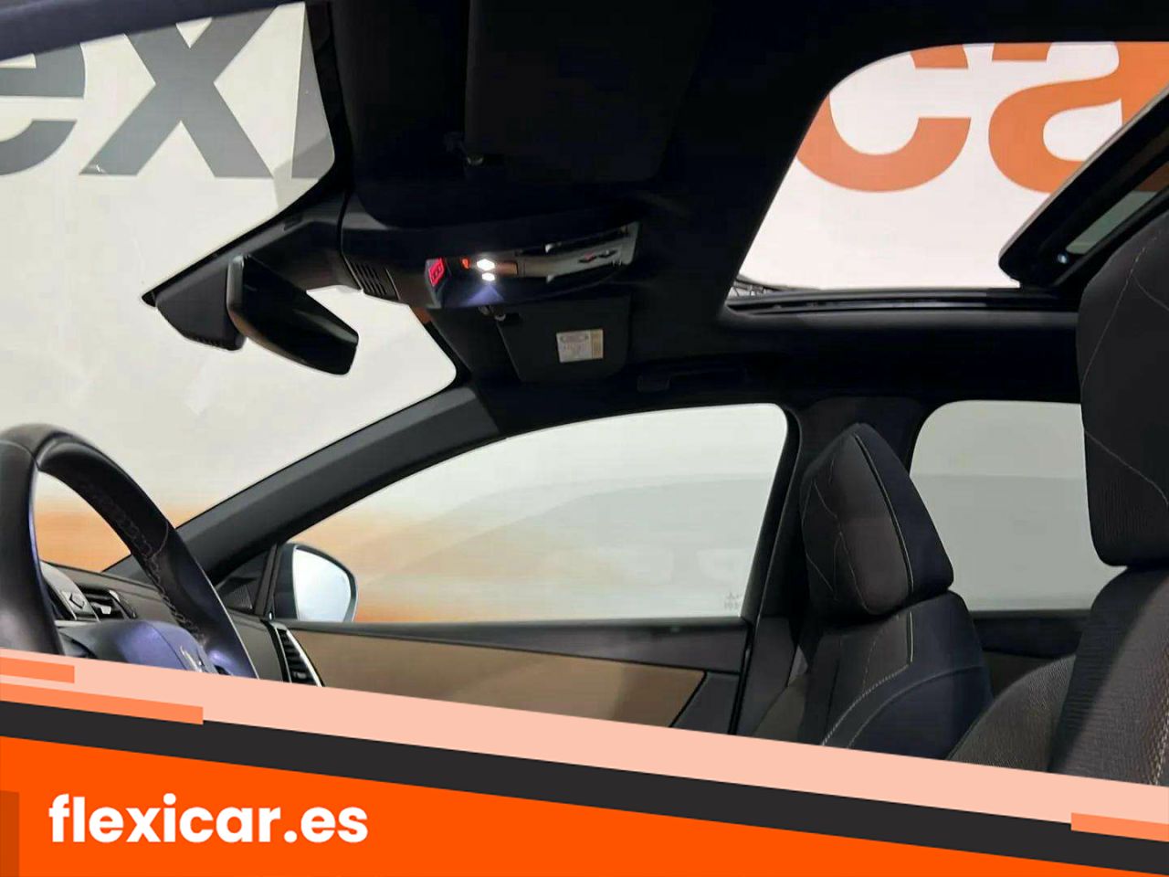 Foto DS Automobiles DS 7 11