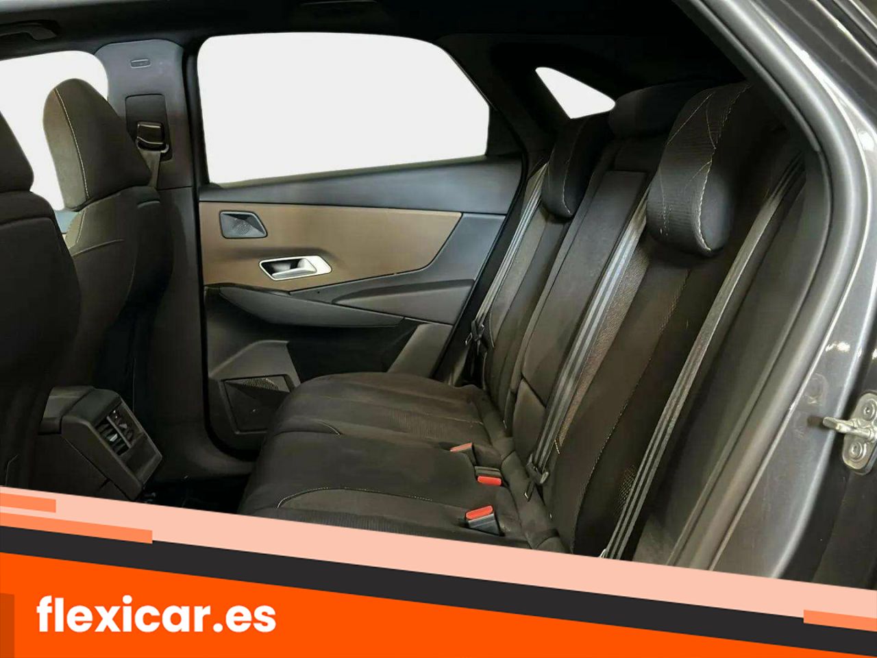 Foto DS Automobiles DS 7 13